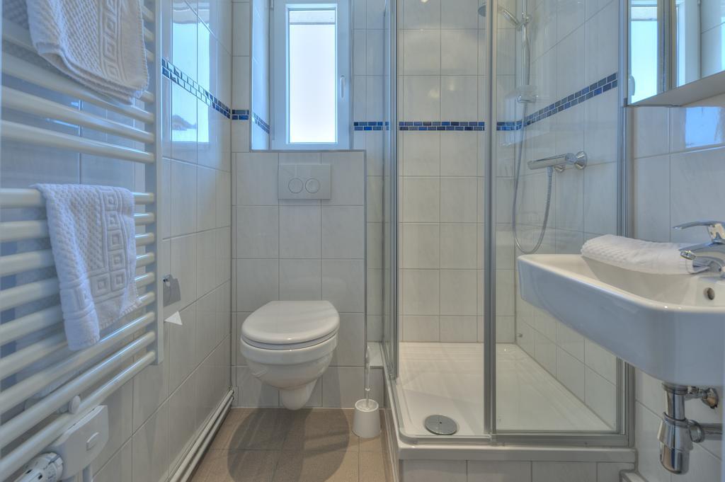 Single Room,1634395338:JPEG