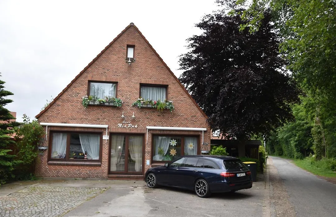 Gästehaus Nis Puk und Ferienwohnungen-1